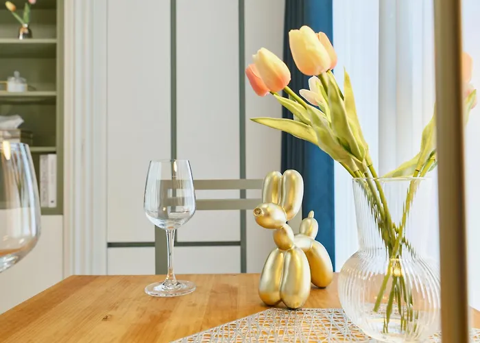 Comocasa Fully Furnished